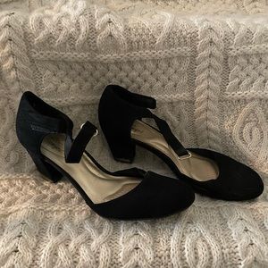 Dexflex Comfort - Kitten Heels (Black)
